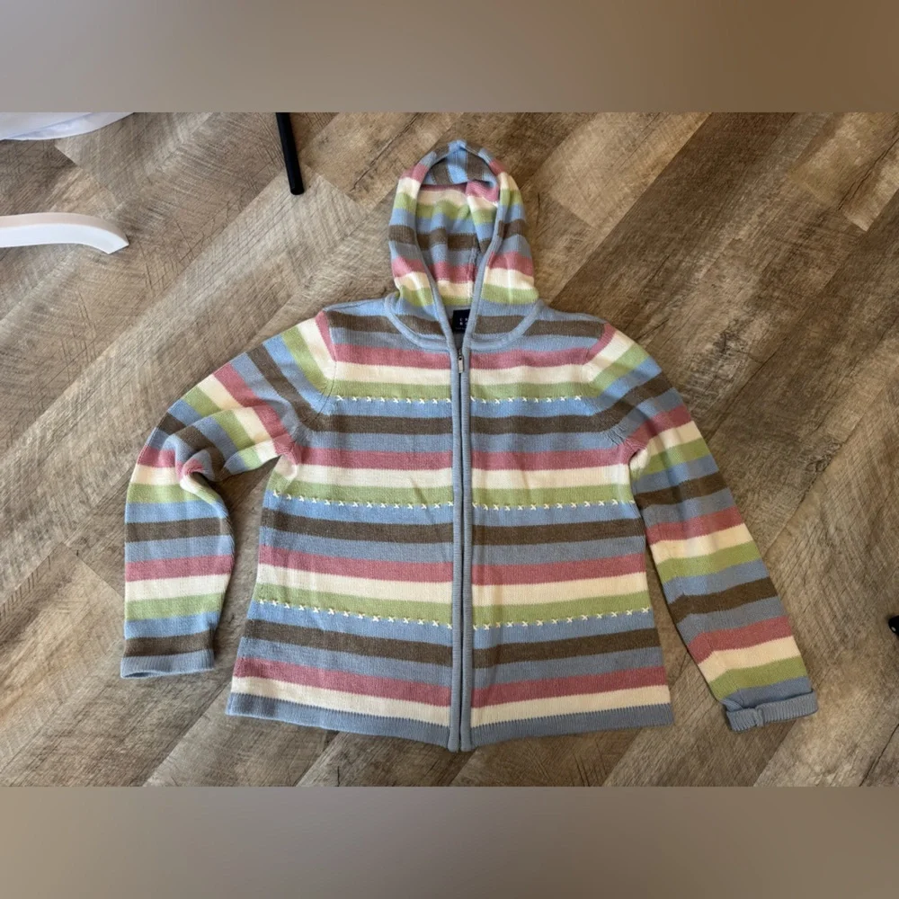 Crazy Horse Spring Shades Striped Knit Sweater,Hooded Zip Up, Cute Detail - Picture 4 of 11
